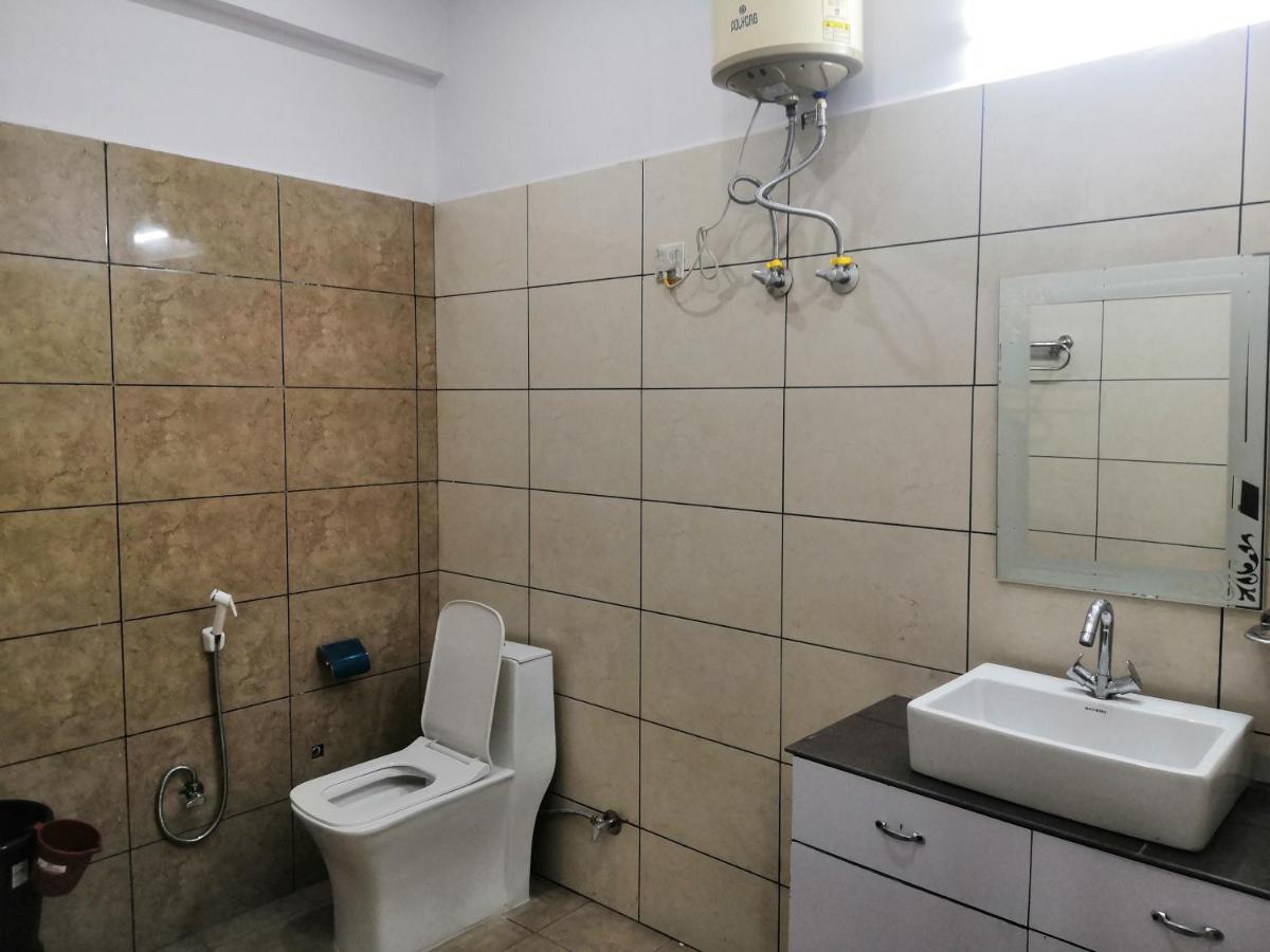 Arya Mansion Hotel Lansdowne Kültér fotó