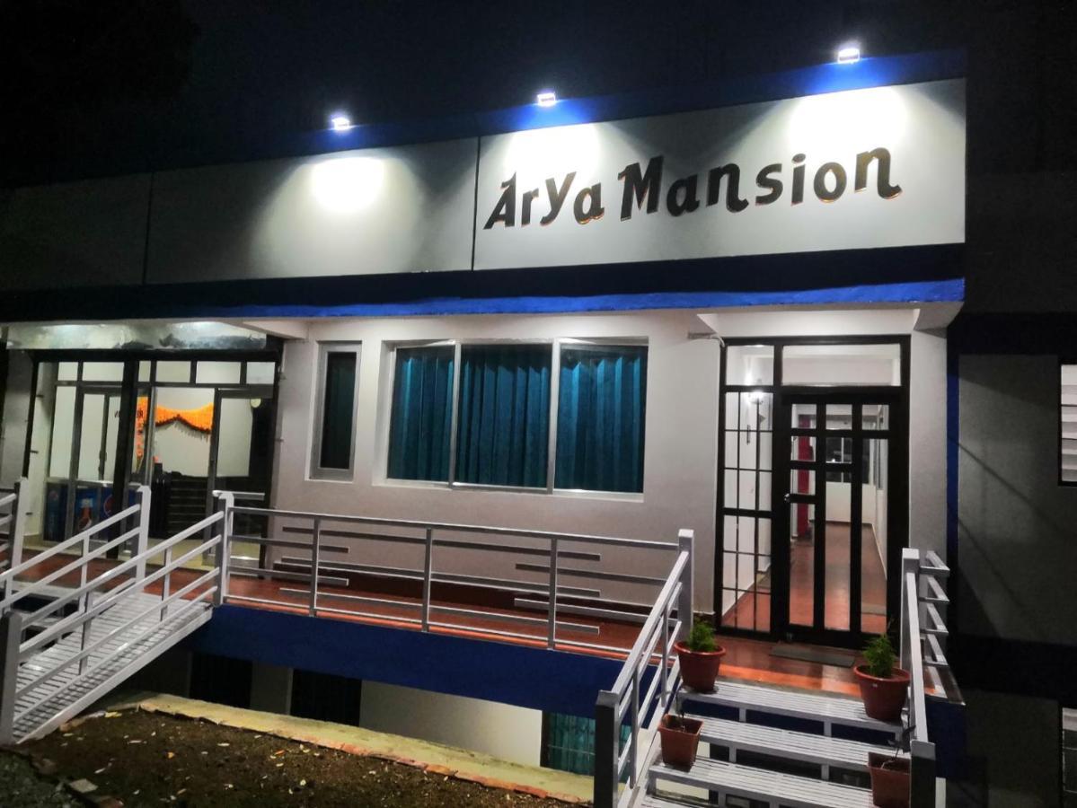 Arya Mansion Hotel Lansdowne Kültér fotó